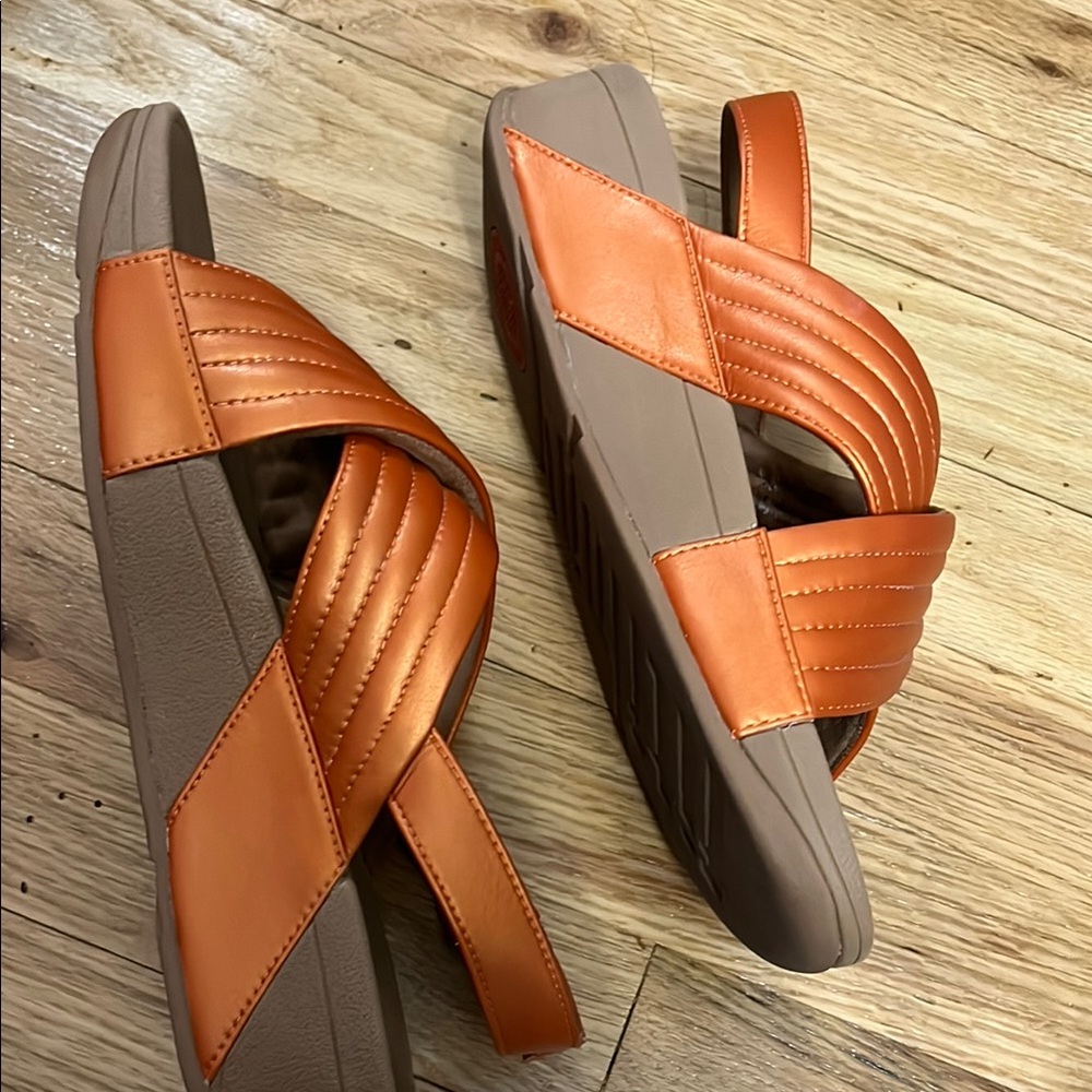 Fitflop Tan and Orange Sandals with Pleated Straps - Picture 6 of 11